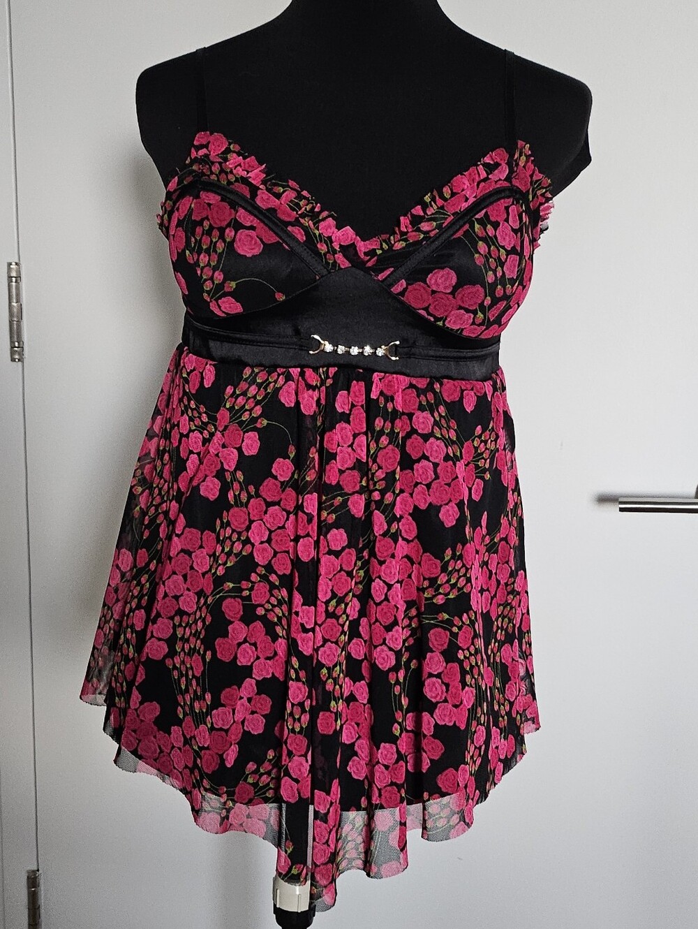 GoldsInfinity Agejo Gyaru Rhinestone Rose Print Halter Babydoll Top